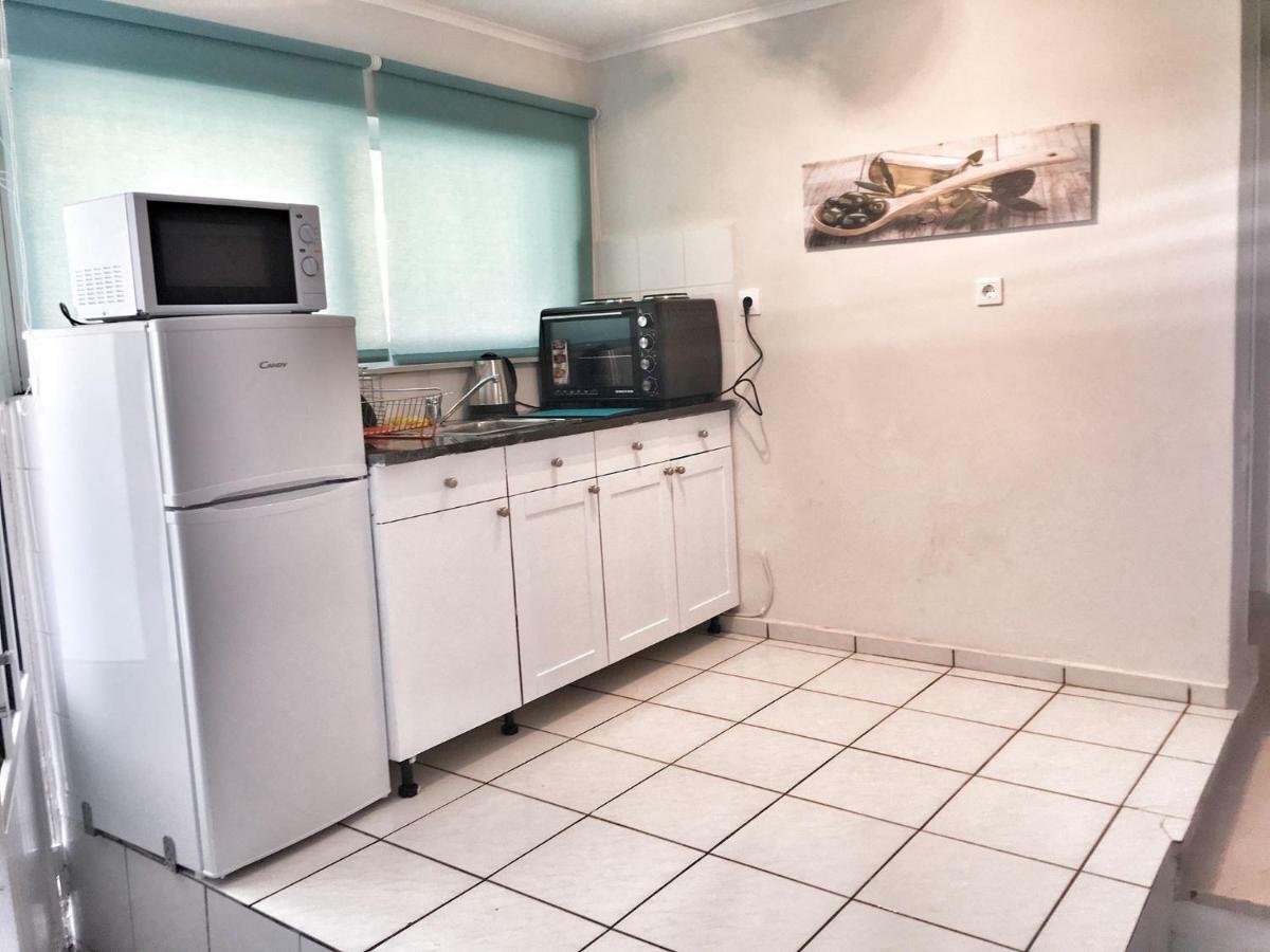 Renovated Apt 100M From Beach Wifi Ac Anavyssos Exterior foto