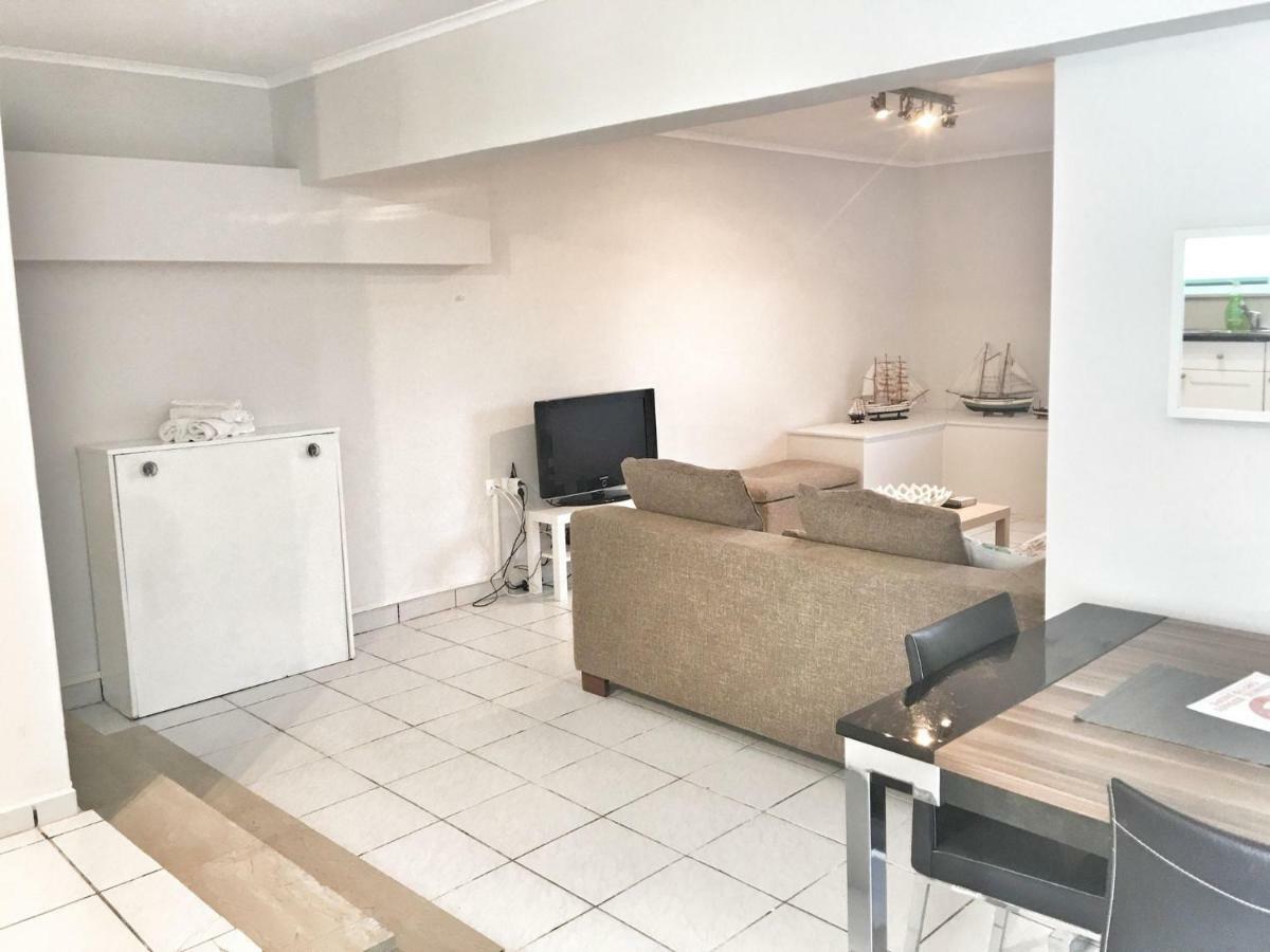 Renovated Apt 100M From Beach Wifi Ac Anavyssos Exterior foto